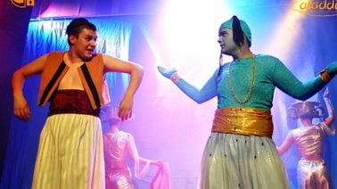 Predstava Aladdin u Teatru Naranča