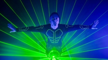 Laserman i Cirque du Soleil plesačice u Poreču