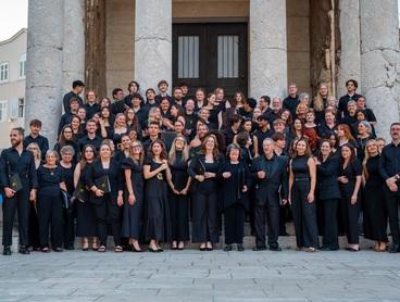 U predivnom ambijentu pulskog Foruma održan međunarodni koncert "From Gospel to Istria
