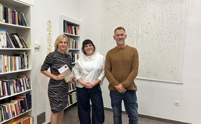 Otvorena izložba „U iščekivanju jave“, autorice Hene Crnović