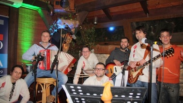 Atraktivan etno i jazz program na placi u Premanturi